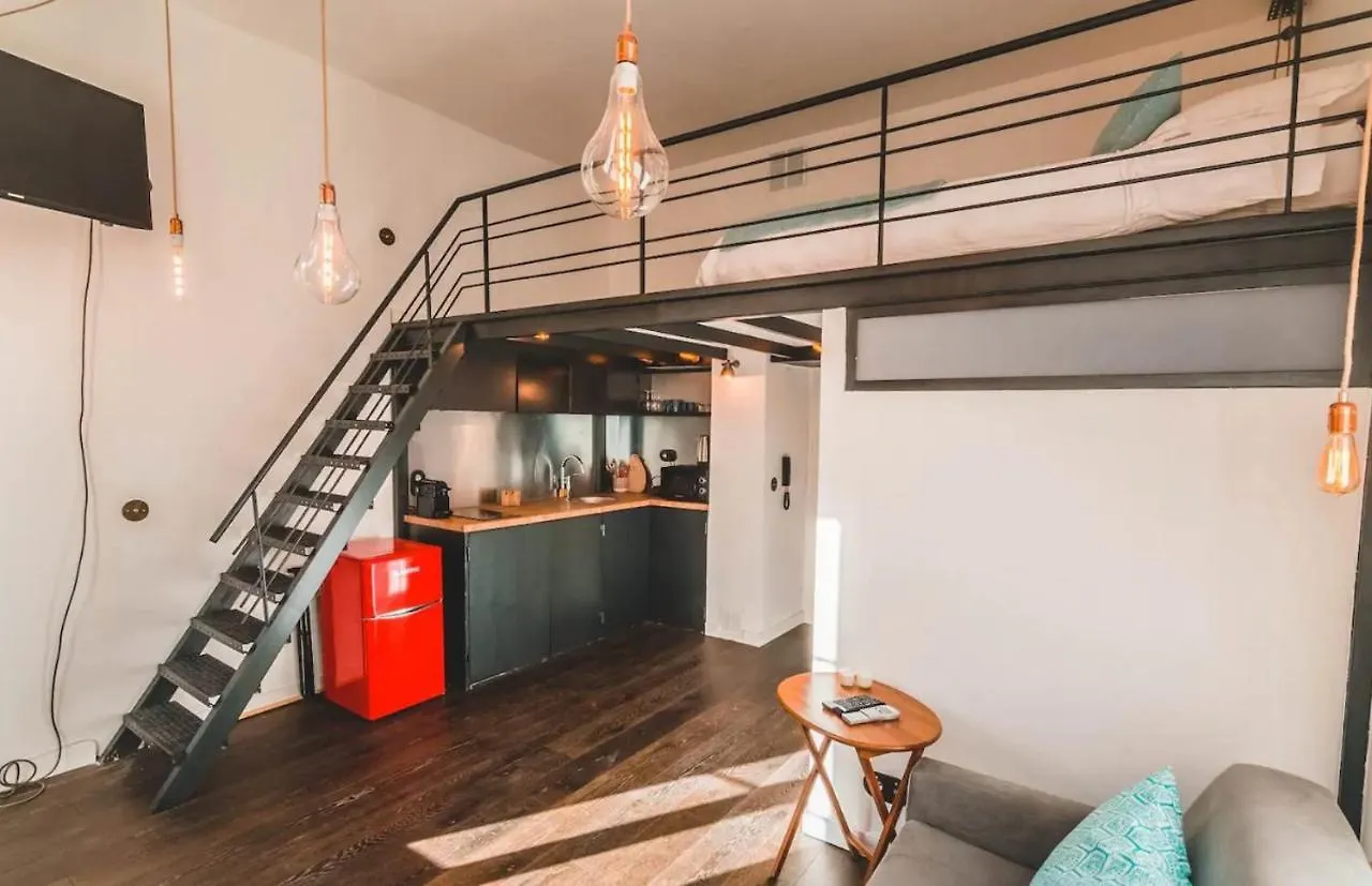 Apartment Mar1 - Studio Loft Avec Couchage En Mezzanine, Centre Ville Cannes