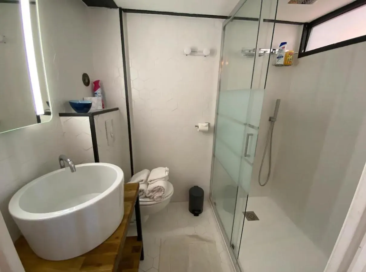 Apartment Mar1 - Studio Loft Avec Couchage En Mezzanine, Centre Ville Cannes
