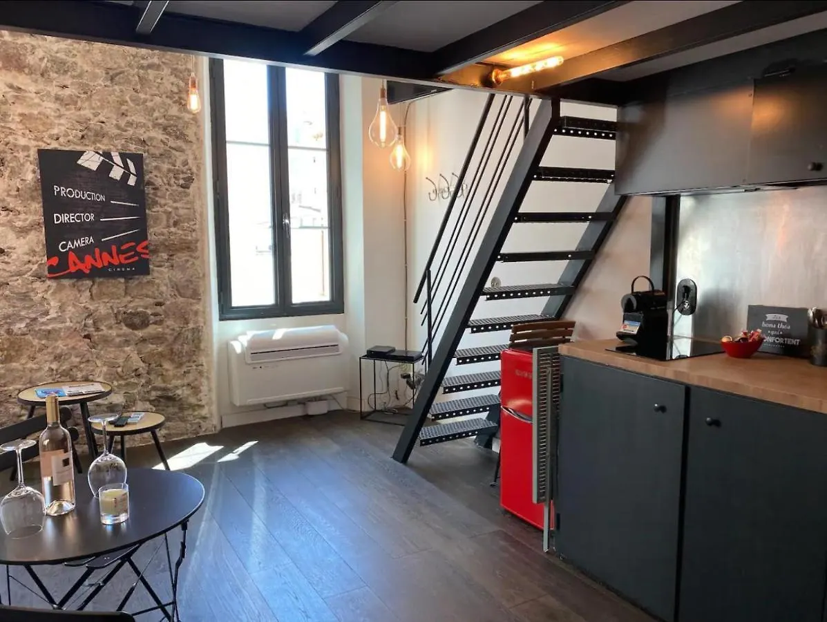 Mar1 - Studio Loft Avec Couchage En Mezzanine, Centre Ville Cannes Apartment